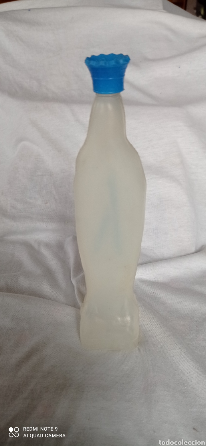 Antig&uuml;edades: Botella Virgen Lourdes agua bendida - Foto 3