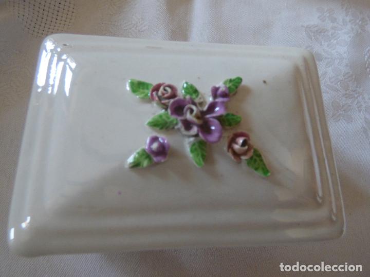 Antig&uuml;edades: Joyero, de porcelana. - Foto 2