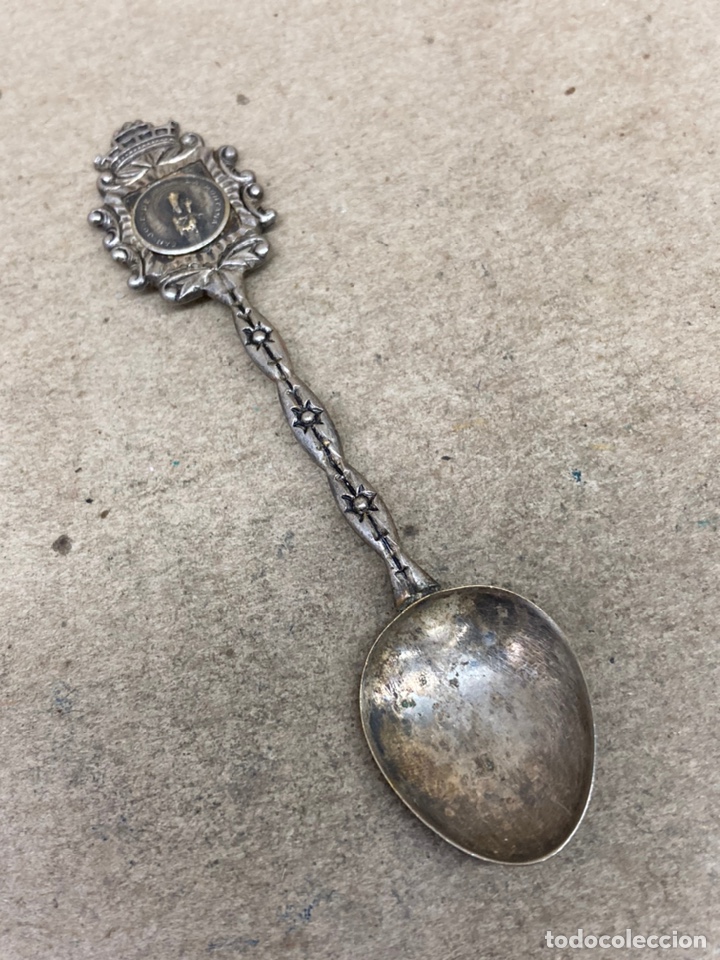 Antig&uuml;edades: Cuchara de plateada religiosa - Foto 1
