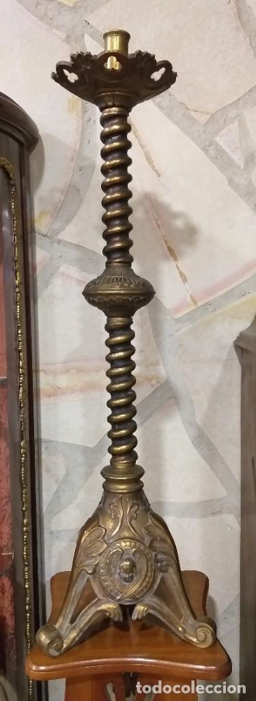 Antig&uuml;edades: CANDELABRO S XIX DE BRONCE NEOG&Oacute;TICO CON QUERUBINES - Foto 4