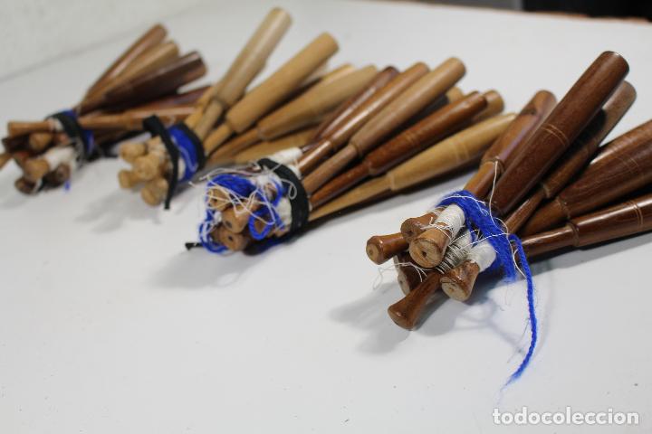 Antig&uuml;edades: lote de bolillos de madera - Foto 5