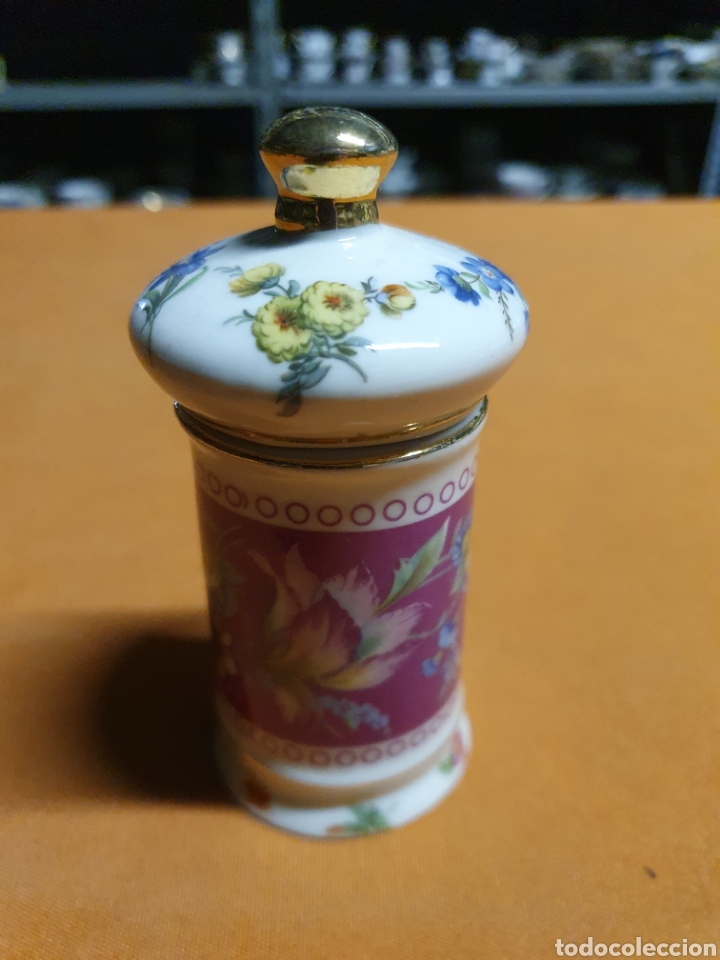 Antig&uuml;edades: Almirez Porcelana - Foto 1