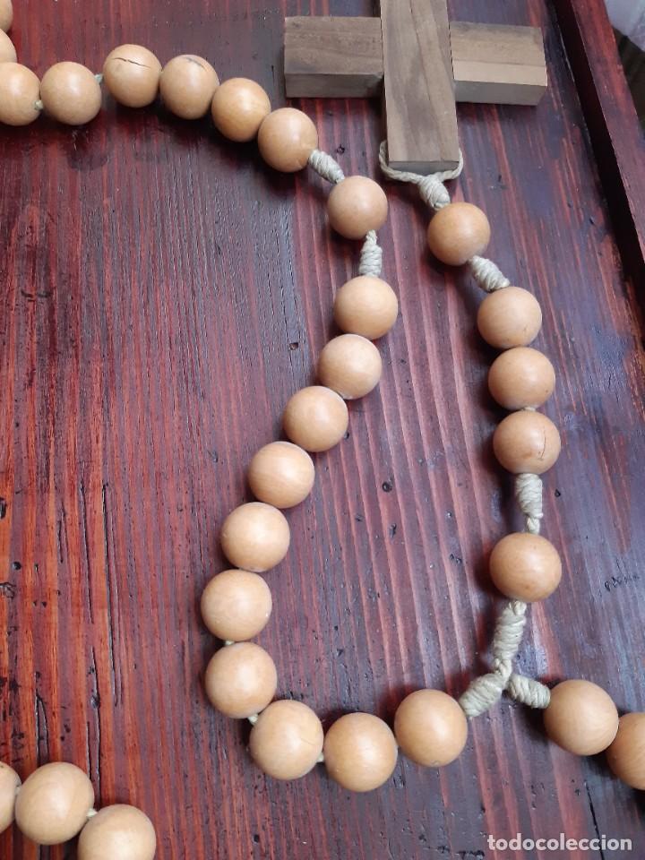 Antig&uuml;edades: OR45. Rosario madera - Foto 2