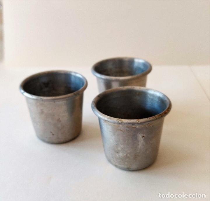Antig&uuml;edades: Vasos de Aluminio antiguos - Foto 2