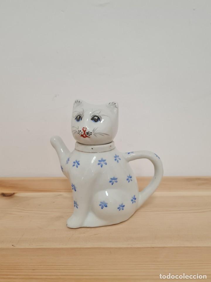 Oggetti Antichi: Peque&ntilde;a tetera gato china pintada a mano