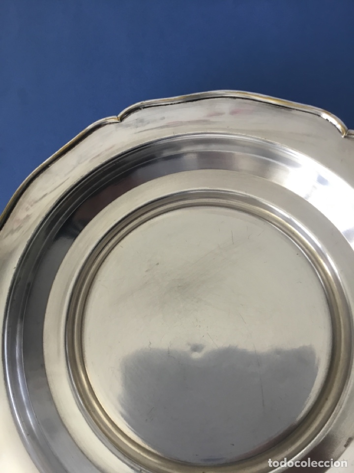 Antig&uuml;edades: Antigua bandeja de alpaca plateada - Foto 2