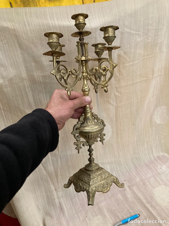 Precioso candelabro antiguo de bronce! Vendido en Subasta 253926980