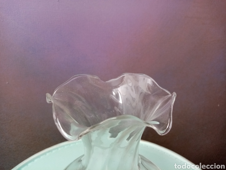 Antig&uuml;edades: Jarr&oacute;n de cristal con bordes rizados - Foto 2