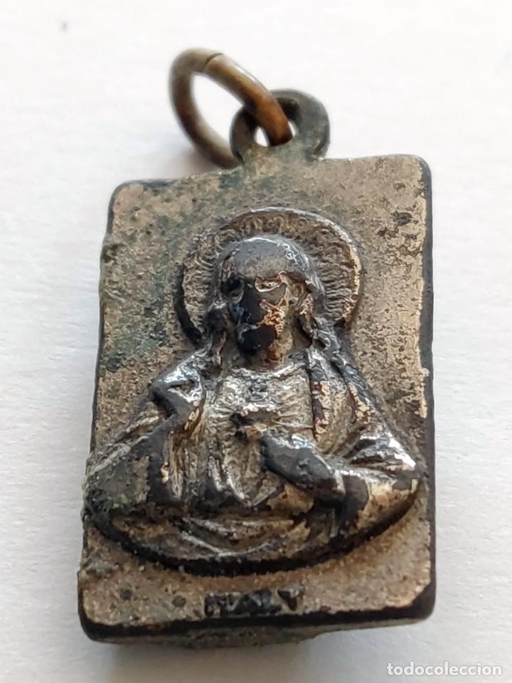 Antig&uuml;edades: Medalla Sagrado Corazon y Virgen - Foto 1