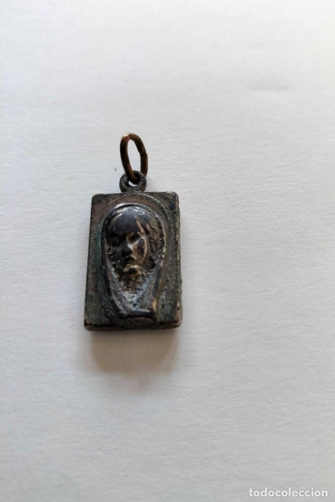 Antig&uuml;edades: Medalla Sagrado Corazon y Virgen - Foto 7
