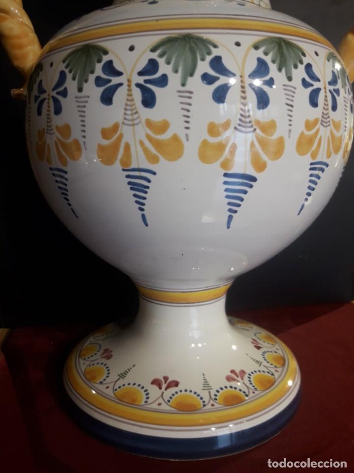 Antig&uuml;edades: Jarra cer&aacute;mica Talavera - Foto 2