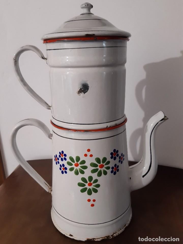 Antig&uuml;edades: CAFETERA DE PORCELANA PINTADA A MANO - Foto 2