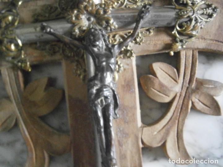Antig&uuml;edades: CRUCIFIJO DE MADERA Y METAL - Foto 6
