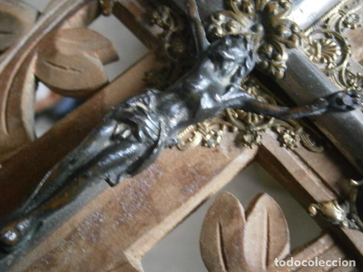 Antig&uuml;edades: CRUCIFIJO DE MADERA Y METAL - Foto 13
