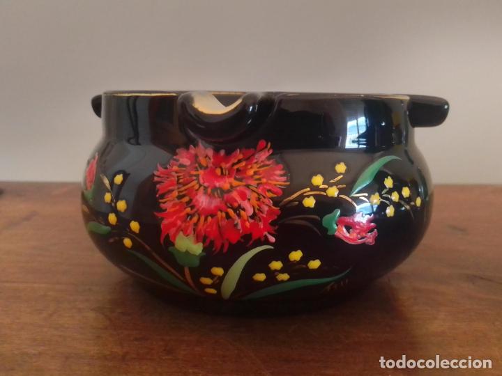 Antiquit&eacute;s: Cenicero en cer&aacute;mica de Vallauris . Sello y firma Tess . Pintado a Mano