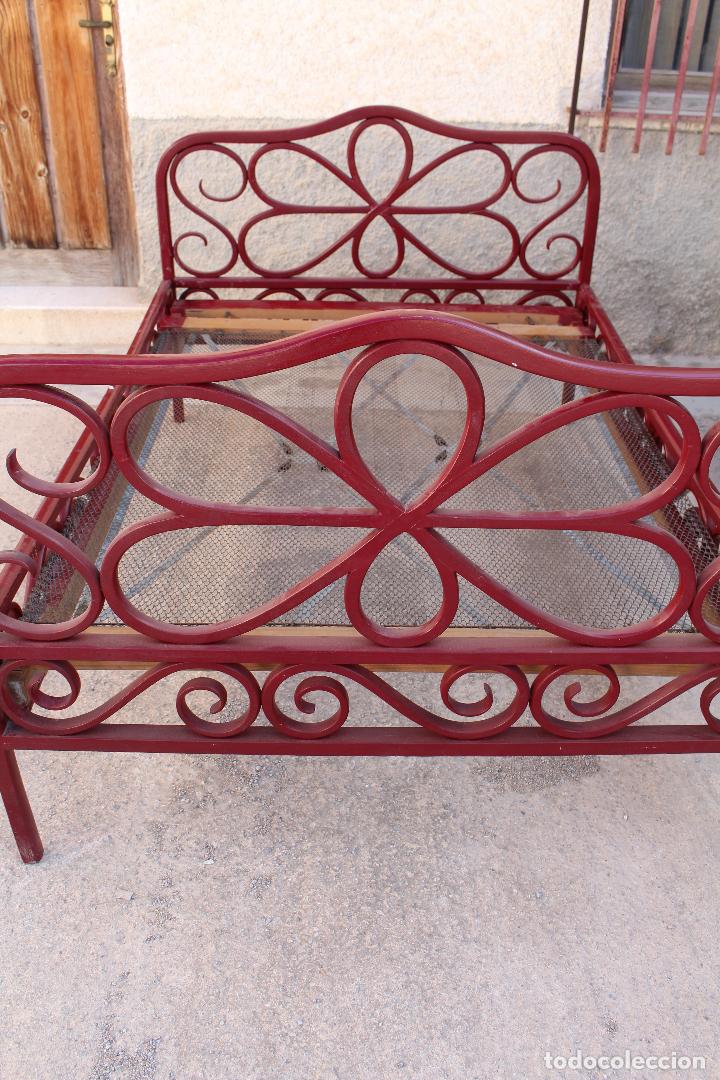 Antig&uuml;edades: antigua cama madera thonet - Foto 3