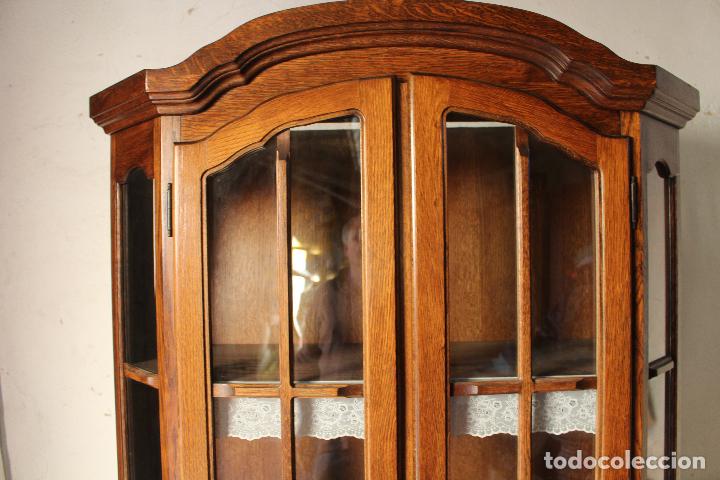 Antig&uuml;edades: vitrina en madera de roble - Foto 3