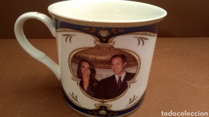 Antigüedades: Taza Conmemorativa Boda Principe William y Catherine Middleton. Royal Crest - Foto 3 - 254155685