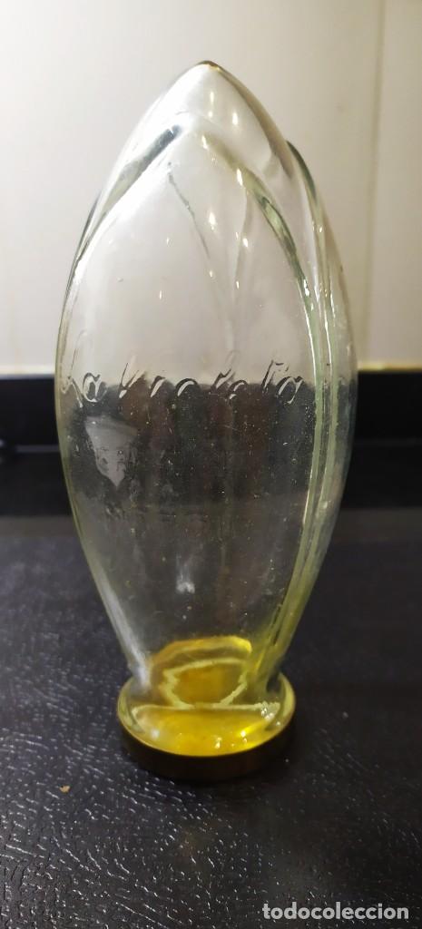 Antig&uuml;edades: FRASCO MUY ANTIGUO CRISTAL &rdquo; LA VIOLETA&rdquo; BOMBONES. (MADRID)