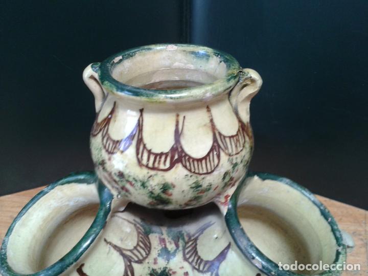 Antig&uuml;edades: Especiero esmaltado, convertido en macetero de cer&aacute;mica. - Foto 3