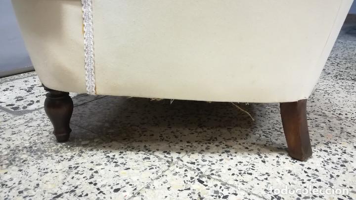 Antig&uuml;edades: SOFA ISABELINO BLANCO DE DOS PLAZAS - Foto 19