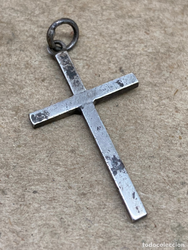 Antig&uuml;edades: Cruz de plata - Foto 1