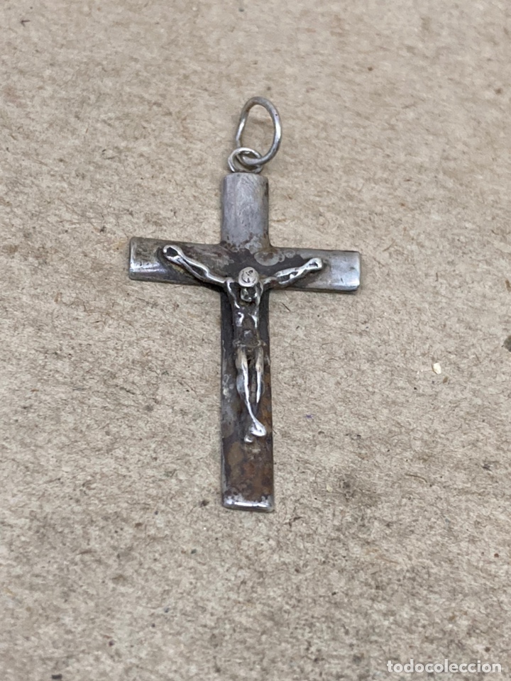 Antig&uuml;edades: Cruz de plata - Foto 1