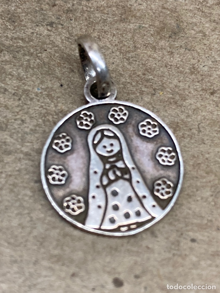 Antig&uuml;edades: Medalla de plata religiosa - Foto 1