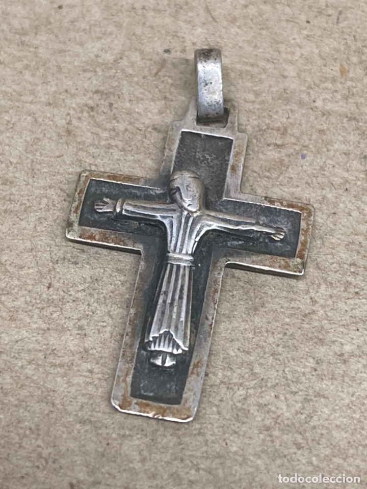 Antig&uuml;edades: Cruz de plata DE LEY - Foto 1