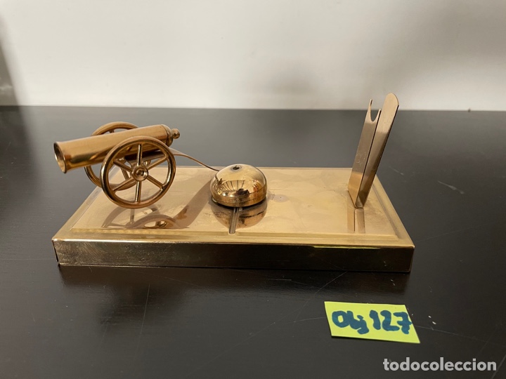 Antig&uuml;edades: Pisapapeles - Foto 1