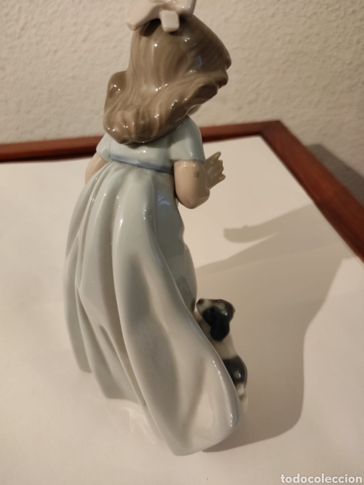 Antig&uuml;edades: Ni&ntilde;a con perro. Nao de Lladro - Foto 2