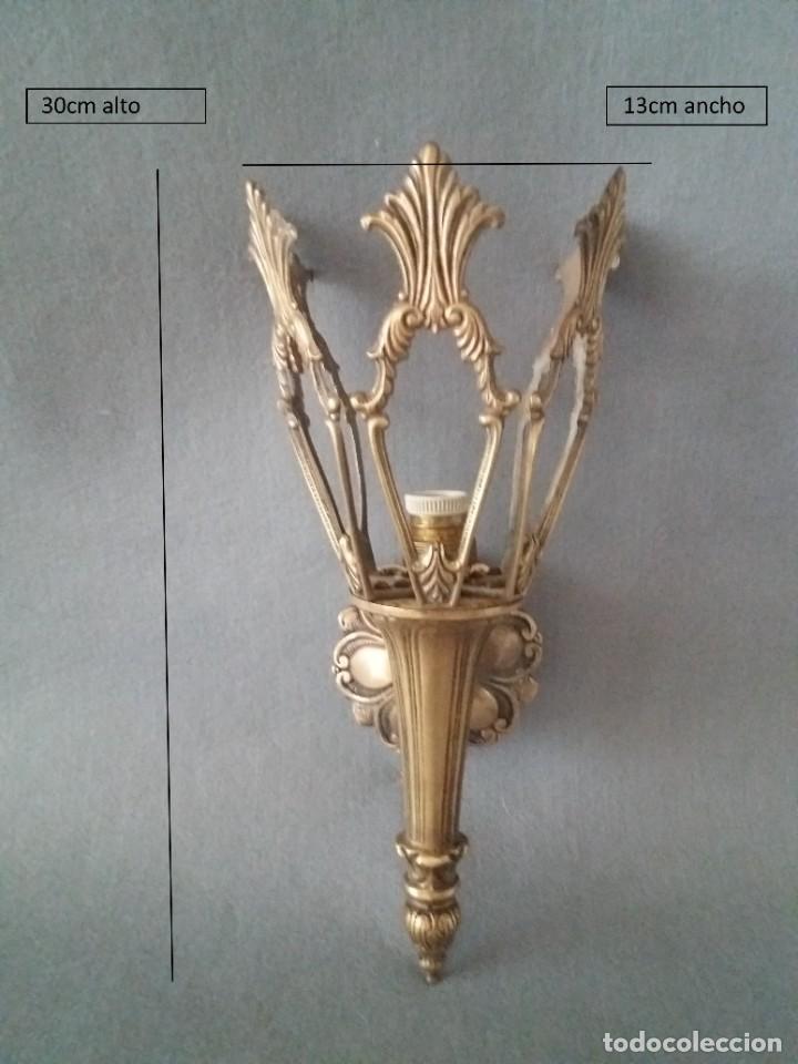 Antig&uuml;edades: aplique antiguo de bronce y laton - Foto 2