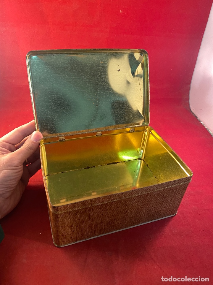 Antig&uuml;edades: Caja con publicidad Cola-Cao - Foto 5
