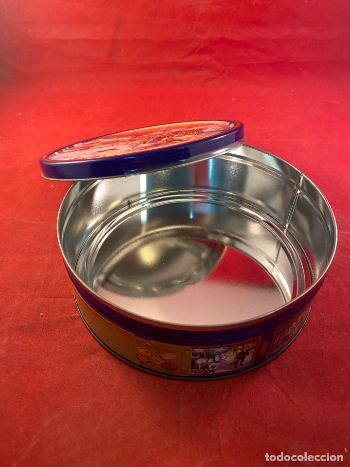 Antig&uuml;edades: Caja galletas - Foto 2