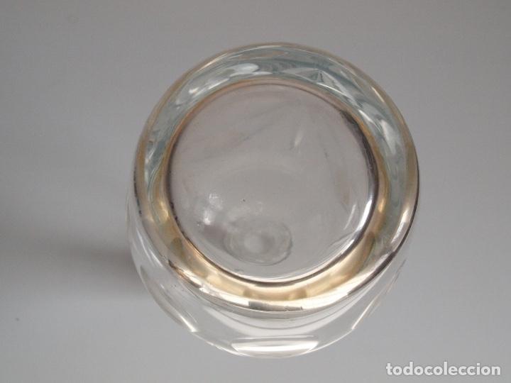 Antig&uuml;edades: BOTELLA DE CRISTAL TALLADO - Foto 12