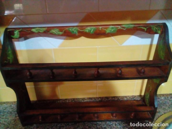 Antig&uuml;edades: BONITA ESTANTERIA DE MADERA - Foto 9