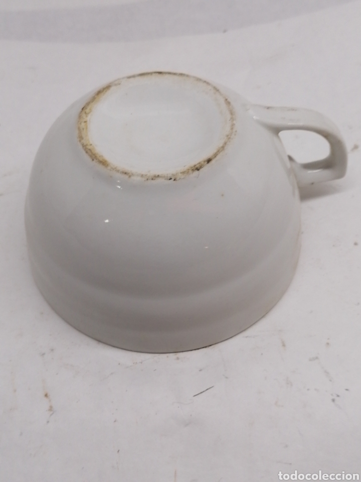 Antig&uuml;edades: Taz&oacute;n de porcelana - Foto 3