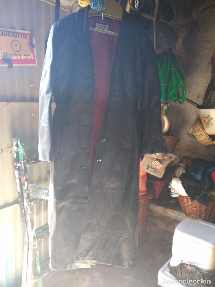 Antig&uuml;edades: chqueta larga de cuero de mujer - Foto 11