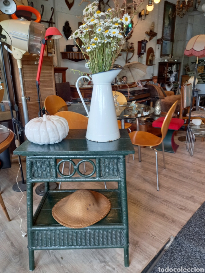 Antig&uuml;edades: Mesa madera bambu, mimbre muy antigua - Foto 1