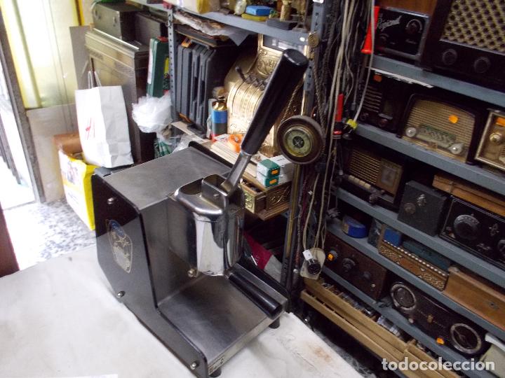 Antig&uuml;edades: cafetera arin - Foto 4