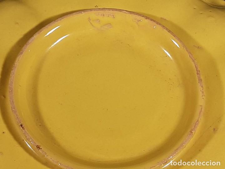 Antigüedades: Mancerina de cerámica. Alcora. Amarillo. Siglo XVIII. - Foto 12 - 256127795