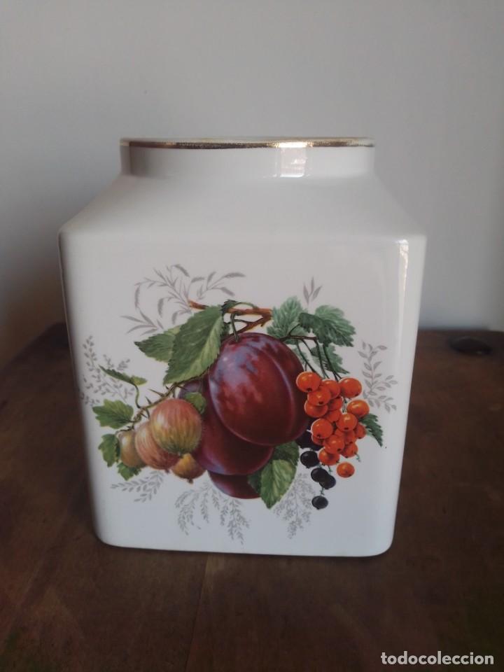 Antiguidades: Bote de cocina a&ntilde;os 60 . Hermosa decoraci&oacute;n frutal.