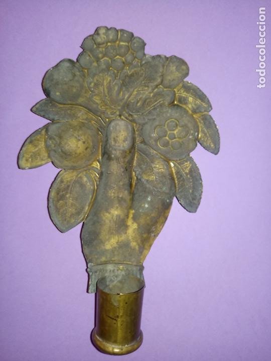 Antigüedades: ANTIGUAS PUNTAS PARA BARRA DE CORTINAS - METAL DORADO - 20 x 13 CMS aprox - Foto 7 - 257286370