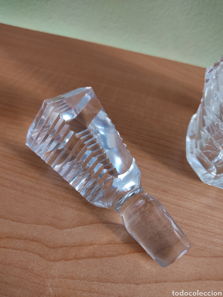 Antig&uuml;edades: Elegante botella licorera de cristal - Foto 6
