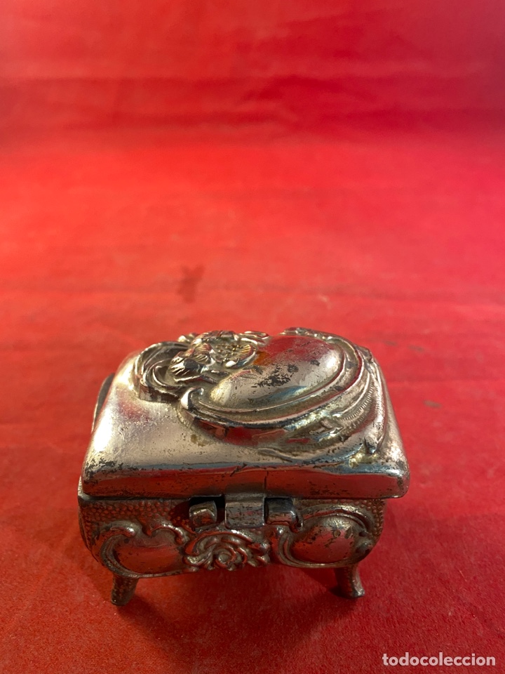 Antig&uuml;edades: Joyero de plata - Foto 3