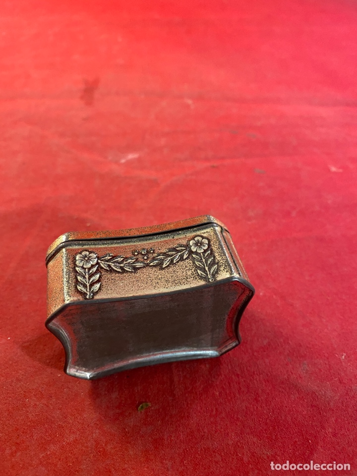Antig&uuml;edades: Cajita plateada - Foto 2