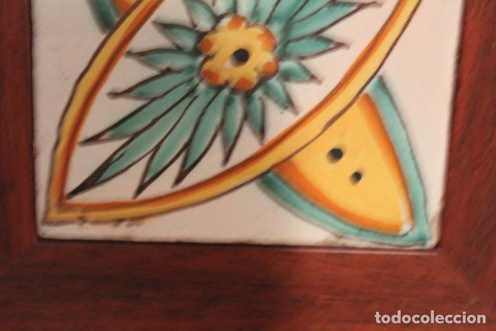 Antig&uuml;edades: azulejo de catalan enmarcado - Foto 2