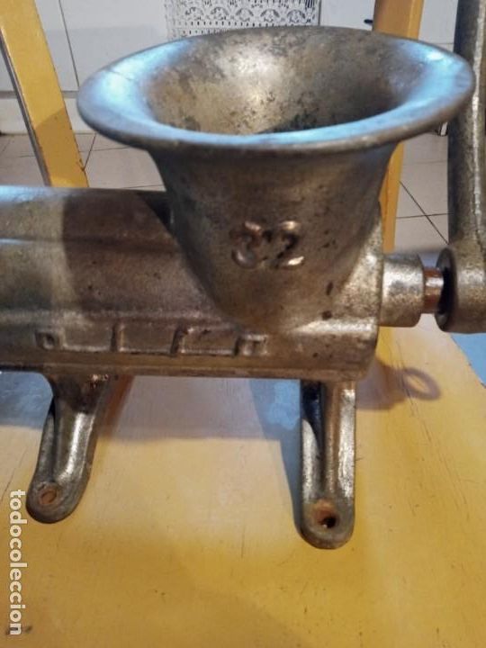 Antig&uuml;edades: PICADORA DE CARNE MANUAL - 32 . - Foto 4