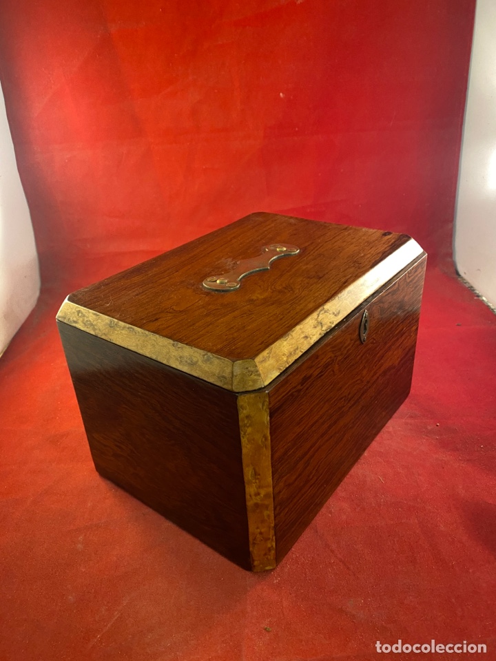 Antig&uuml;edades: Caja de madera noble - Foto 2