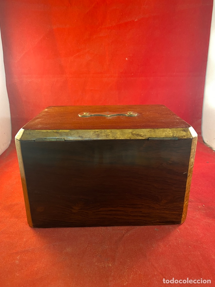 Antig&uuml;edades: Caja de madera noble - Foto 4